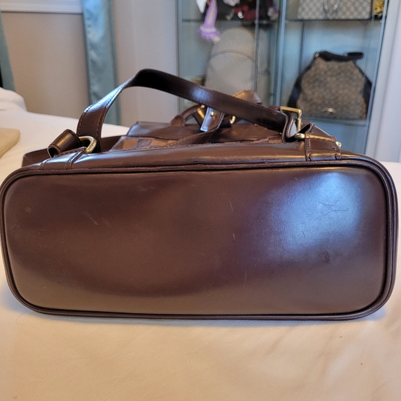 Authentic Louis Vuitton Soho Damier Ebene Backpack - Picture 4 of 6